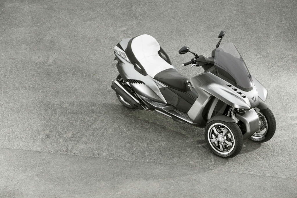 Peugeot Concept HYbrid3 Evolution