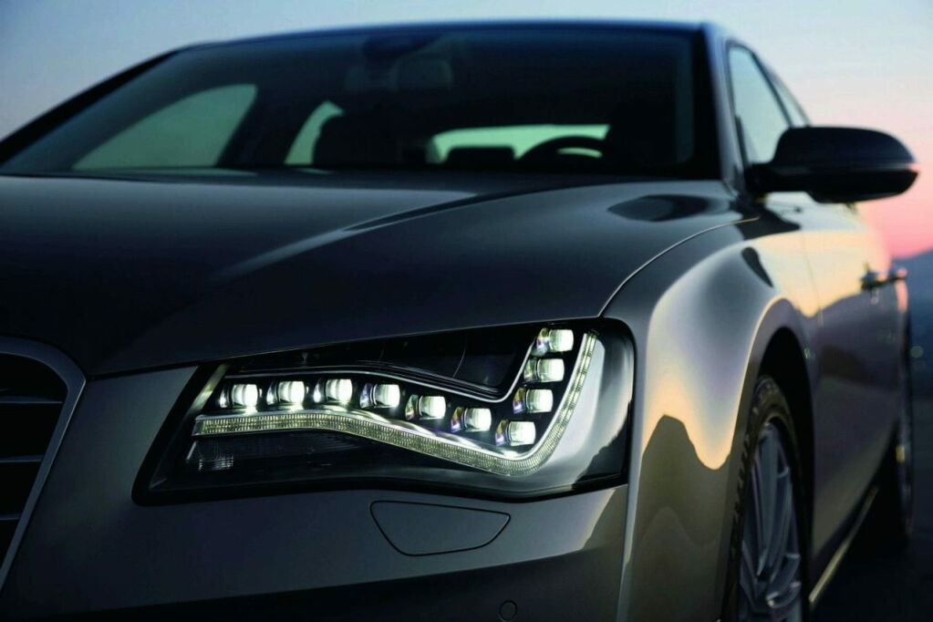 Audi A8 2011-10