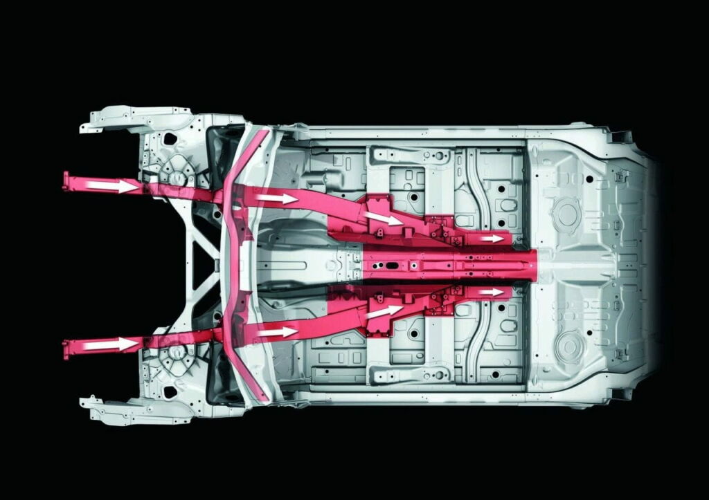Audi A8 2011-40