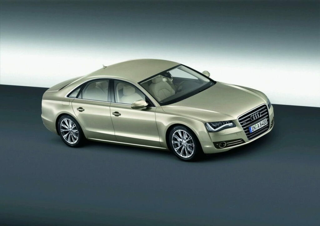 Audi A8 2011-49