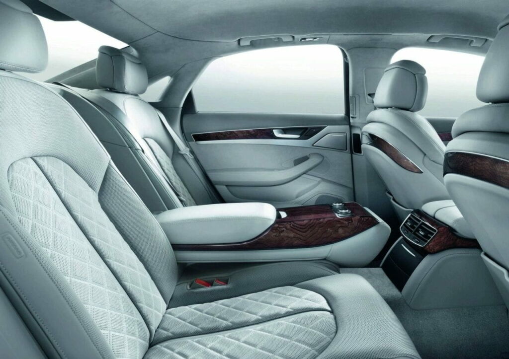 Audi A8 2011-53