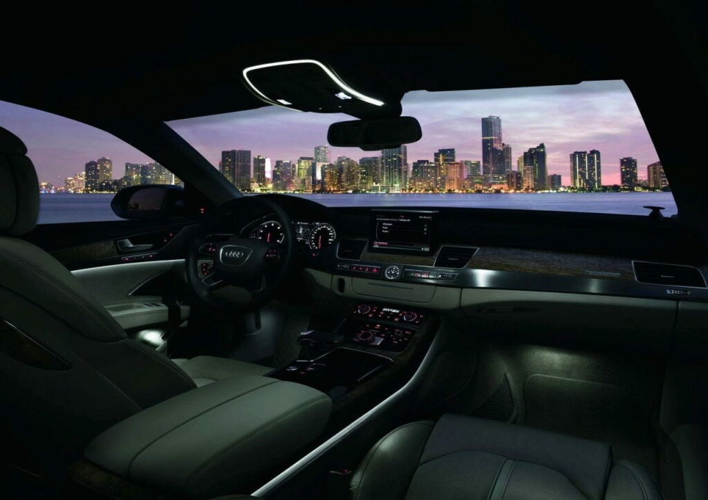 Audi A8 2011-54