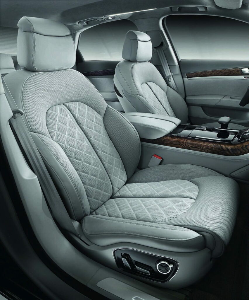 Audi A8 2011-57