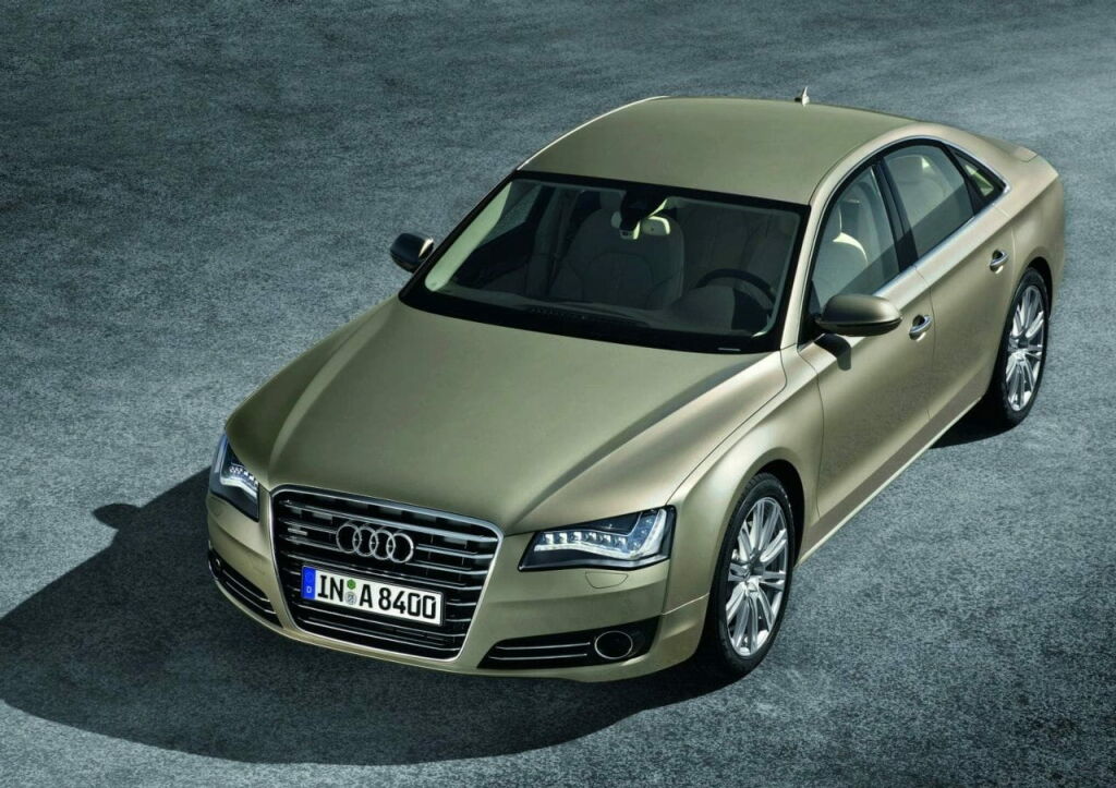 Audi A8 2011-62