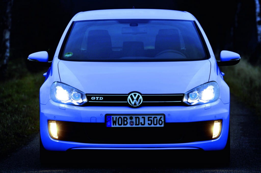 Volkswagen Golf GTD con faros Bi-xenón y Dynamic Cornering Lights