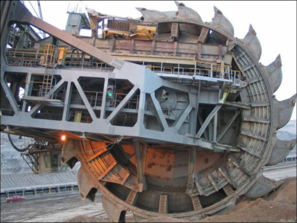 Bagger 288, el vehículo más grande de la tierra