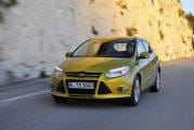 ford-focus-5puertas-2012-6