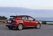 ford-focus-5puertas-2012-8