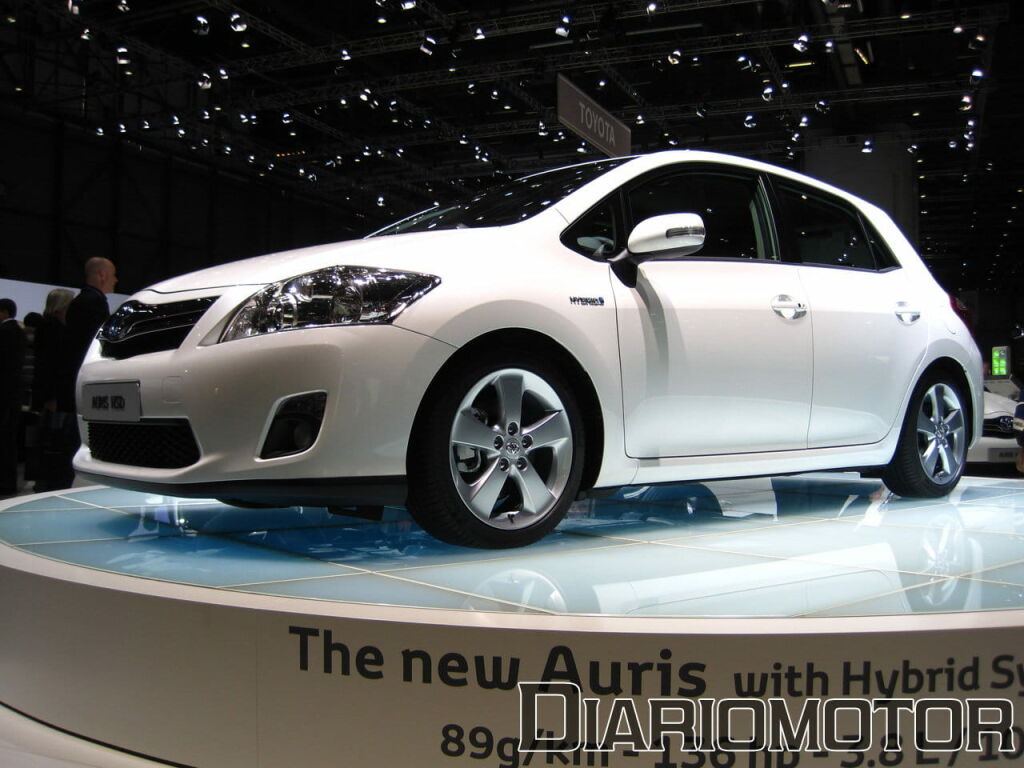 Toyota Auris HSD, el primer compacto híbrido estaba en Ginebra