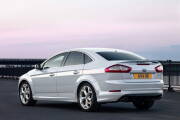 ford-mondeo-2011--11