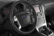 ford-mondeo-2011--23