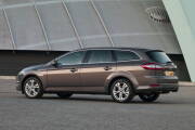 ford-mondeo-2011--5