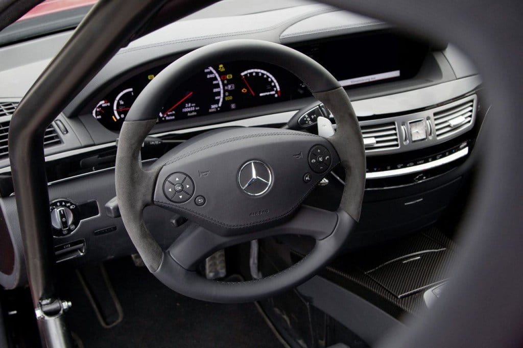 El Mercedes S 63 AMG "Thirty-Five" palidece frente al 300 SEL 6.8 AMG