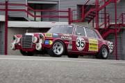 El Mercedes S 63 AMG "Thirty-Five" palidece frente al 300 SEL 6.8 AMG