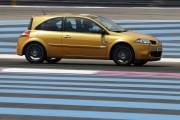 Renault Mégane II F1 Team R26