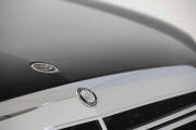 Brabus iBusiness SV12 R, tecnología Apple y 750 CV de potencia