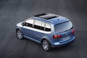 Volkswagen Cross Touran 2011