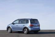Volkswagen Cross Touran 2011