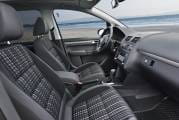Volkswagen Cross Touran 2011