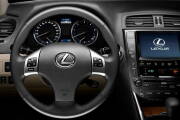 lexus-is-220d-2011-11