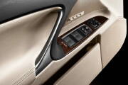 lexus-is-220d-2011-13