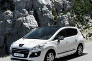 Peugeot 3008 Hybrid4 de producción