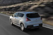 Peugeot 3008 Hybrid4 de producción