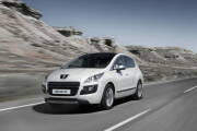 Peugeot 3008 Hybrid4 de producción
