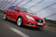Suzuki Kizashi