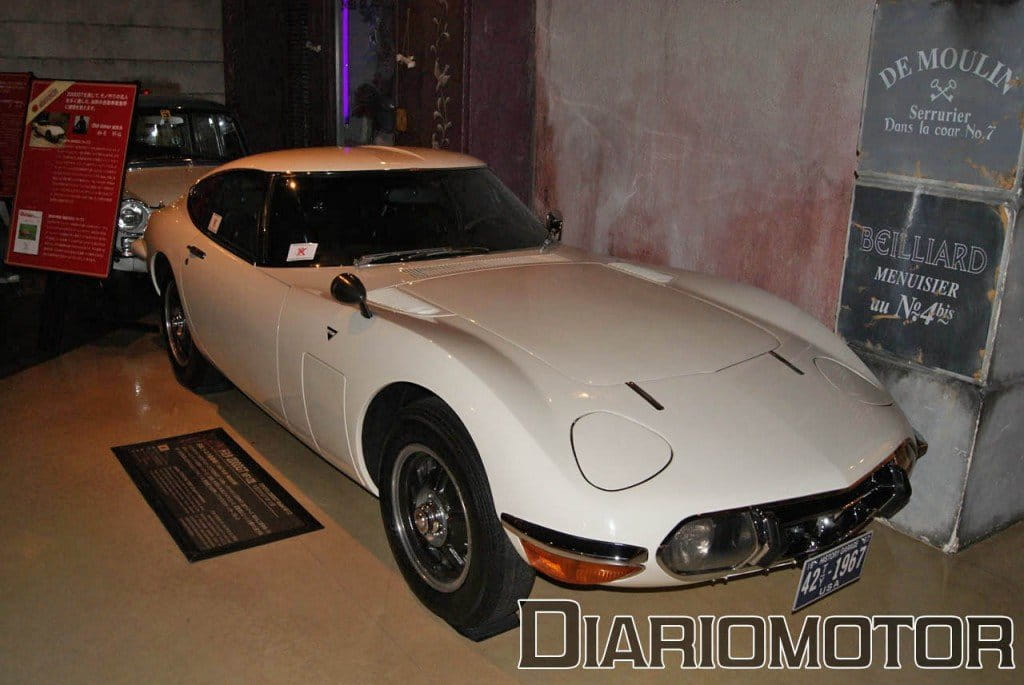 megaweb-2000GT