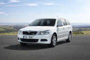 skoda-octavia-combi-greenline-2011-1