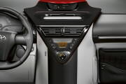 Toyota Verso iQ 2011, nuevo interior