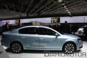 Volkswagen Passat 2011 en el Salón de París
