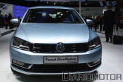 Volkswagen Passat 2011 en el Salón de París