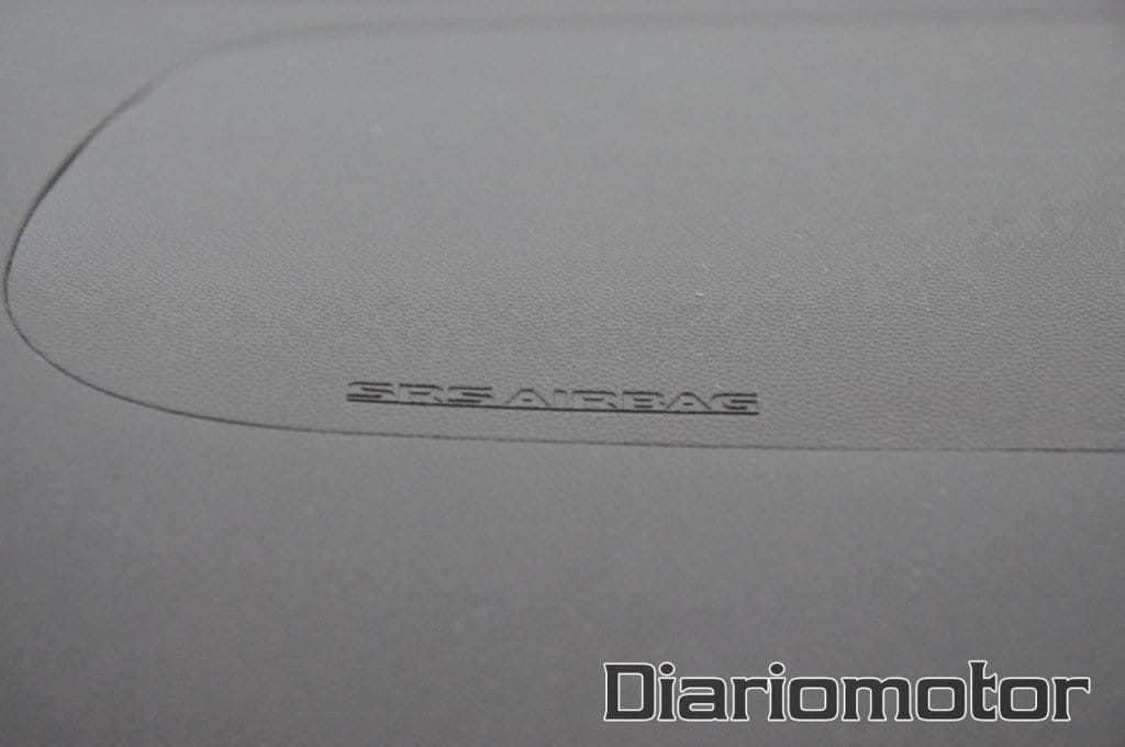 Citroen-C-Zero-contacto-21