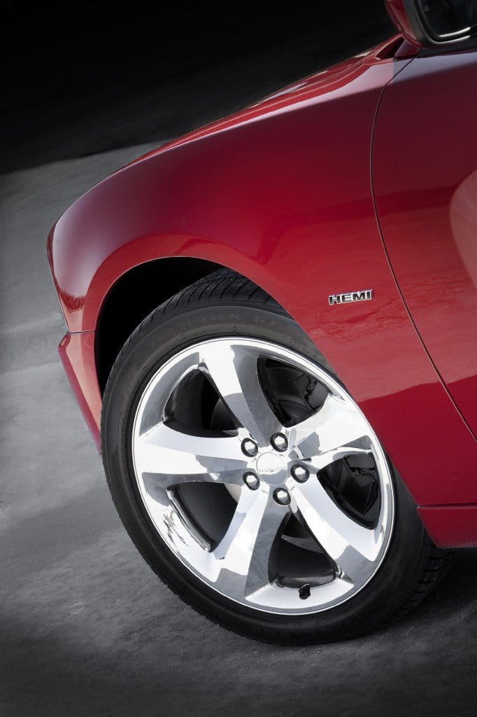 Dodge Charger 2011, primeras imágenes oficiales