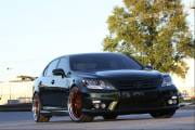Lexus LS 600h L por Brian Fox