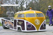 VW-Bus-Dragster-11