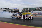 VW-Bus-Dragster-12