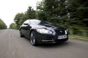 jaguar-xf-black-pack-dm-15