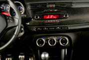 Alfa Romeo Giulietta G430 iMove por Marangoni
