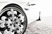 Aston Martin V8 Vantage Volante Blanc de Blancs