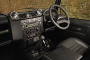 land-rover-defender-2011-dm-8