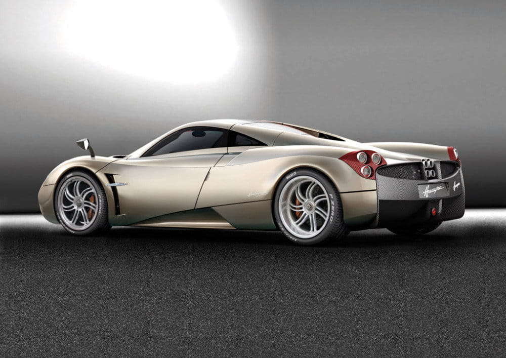 Huayra-04-2.jpg