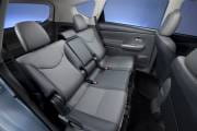 Toyota Prius v