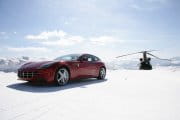 ferrari-ff-escena-helicoptero-3