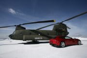 ferrari-ff-escena-helicoptero-4