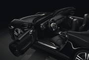 porsche-911-carrera-coupe-cabriolet-black-edition-3