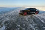 Bentley vuelve a superar el récord de velocidad sobre hielo