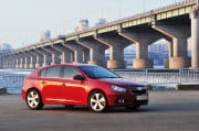 Chevrolet_Cruze_5_Puertas_2012_04